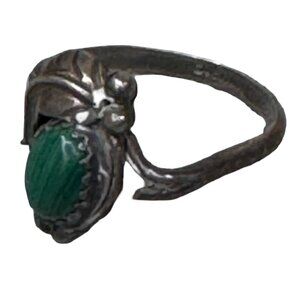 Vintage Navajo Sterling Silver Malachite Oval Ring Leaf & Bead Southwest Size 6